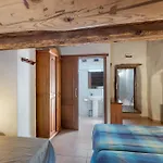 Rocosa Sant Iscle De Vallalta